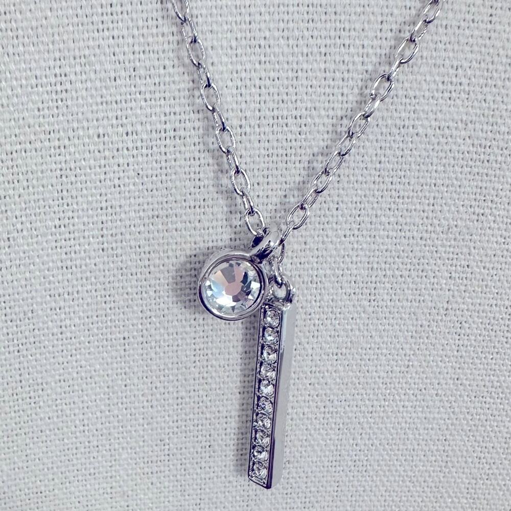 Lia Sophia Trinket Necklace Silver Tone Crystal Circle Bar Pendant NEW 16" - 19